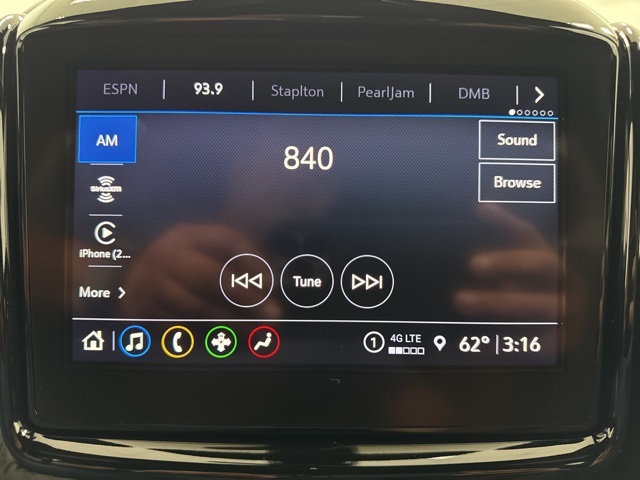 used 2023 Chevrolet Traverse car, priced at $28,988