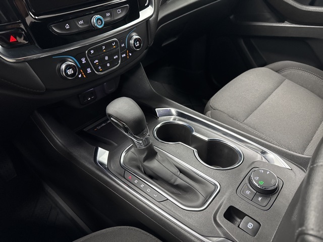 used 2023 Chevrolet Traverse car, priced at $28,988