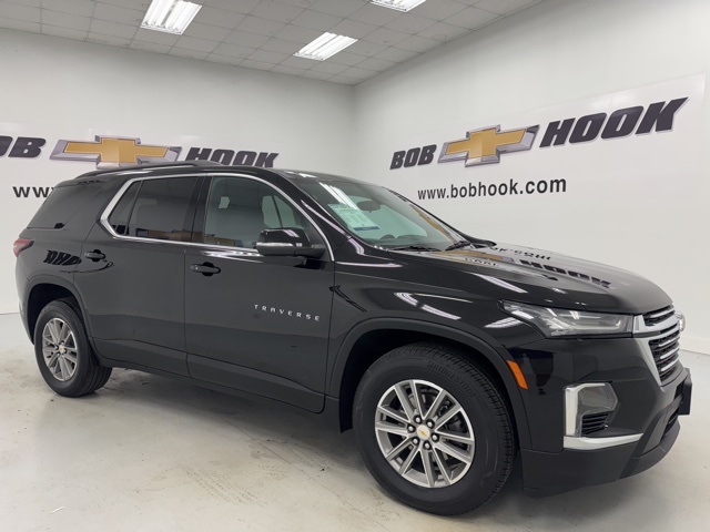used 2023 Chevrolet Traverse car, priced at $28,988