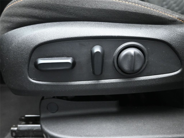 used 2019 Chevrolet Equinox car, priced at $13,925