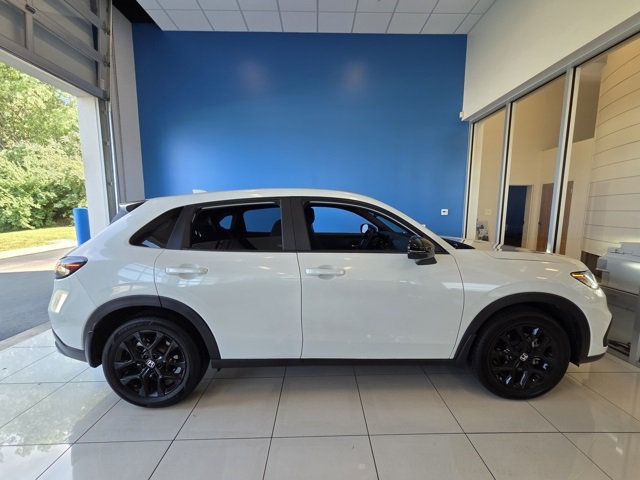 used 2025 Honda HR-V car, priced at $28,577
