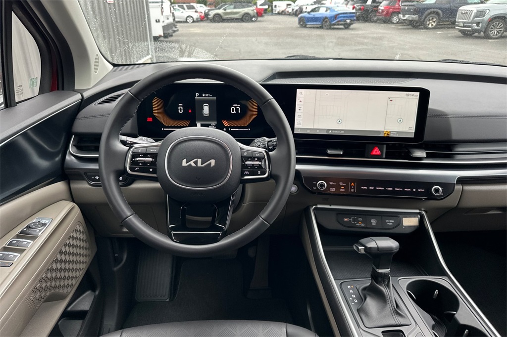 used 2025 Kia Carnival car, priced at $36,979