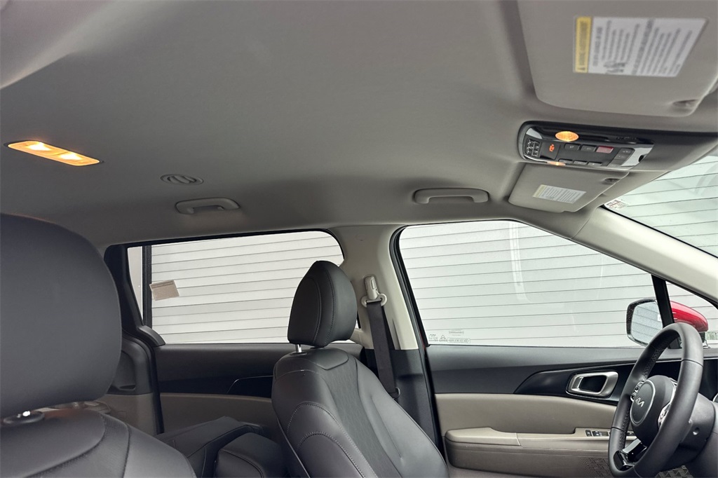 used 2025 Kia Carnival car, priced at $36,979