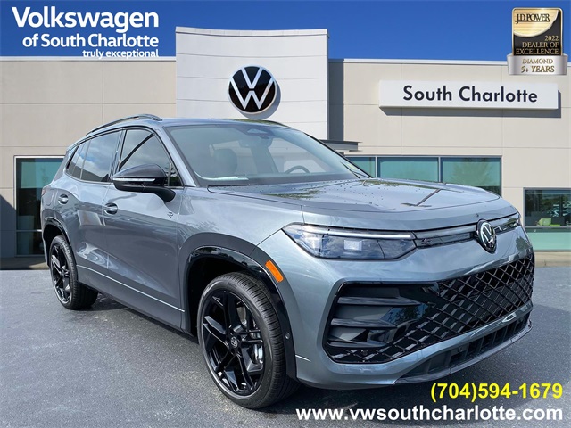 new 2025 Volkswagen Tiguan car, priced at $40,236