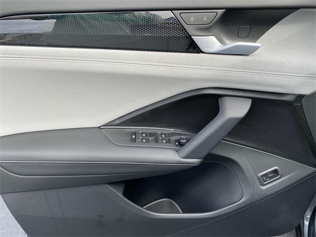 new 2025 Volkswagen Tiguan car, priced at $40,236