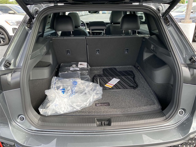 new 2025 Volkswagen Tiguan car, priced at $40,236