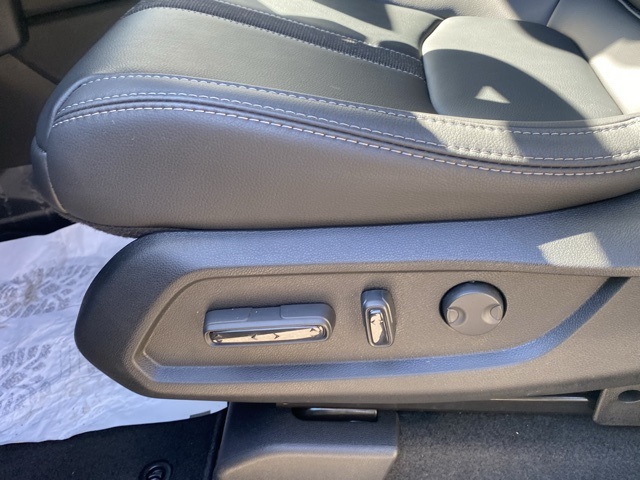 used 2025 Honda Pilot car, priced at $47,275