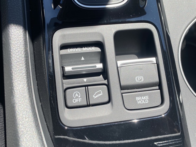 used 2025 Honda Pilot car, priced at $47,275