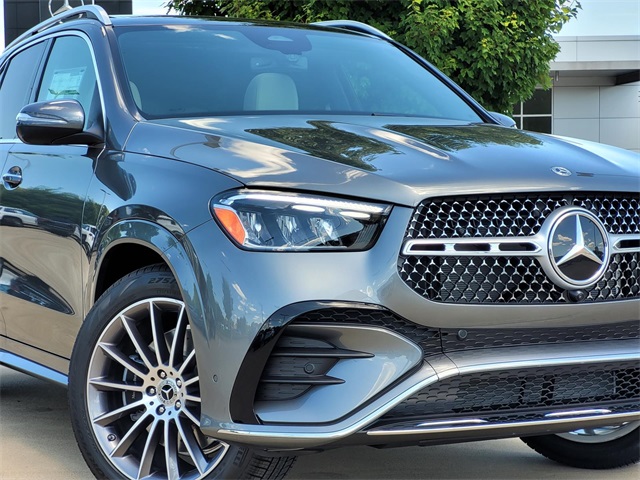 new 2025 Mercedes-Benz GLE car, priced at $73,000