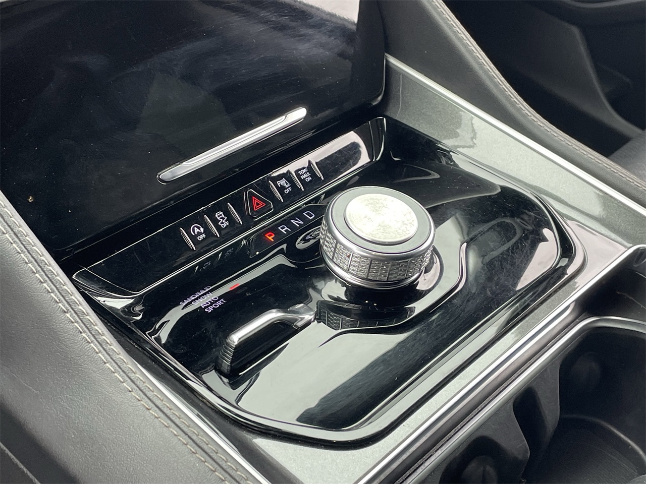 used 2022 Jeep Wagoneer car, priced at $34,949