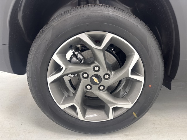new 2025 Chevrolet Trax car, priced at $24,885