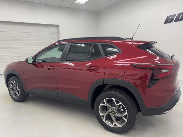 new 2025 Chevrolet Trax car, priced at $24,885