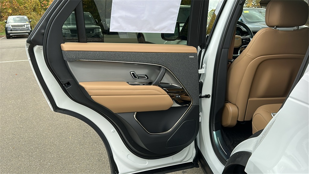 new 2025 Land Rover Range Rover Sport car, priced at $93,175