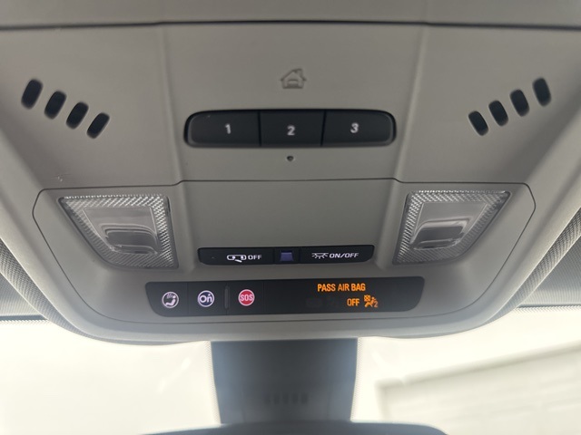 used 2021 Chevrolet Equinox car, priced at $24,000