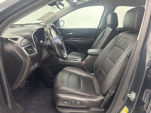 used 2021 Chevrolet Equinox car, priced at $24,000