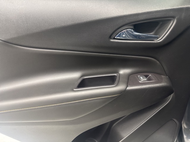 used 2021 Chevrolet Equinox car, priced at $24,000