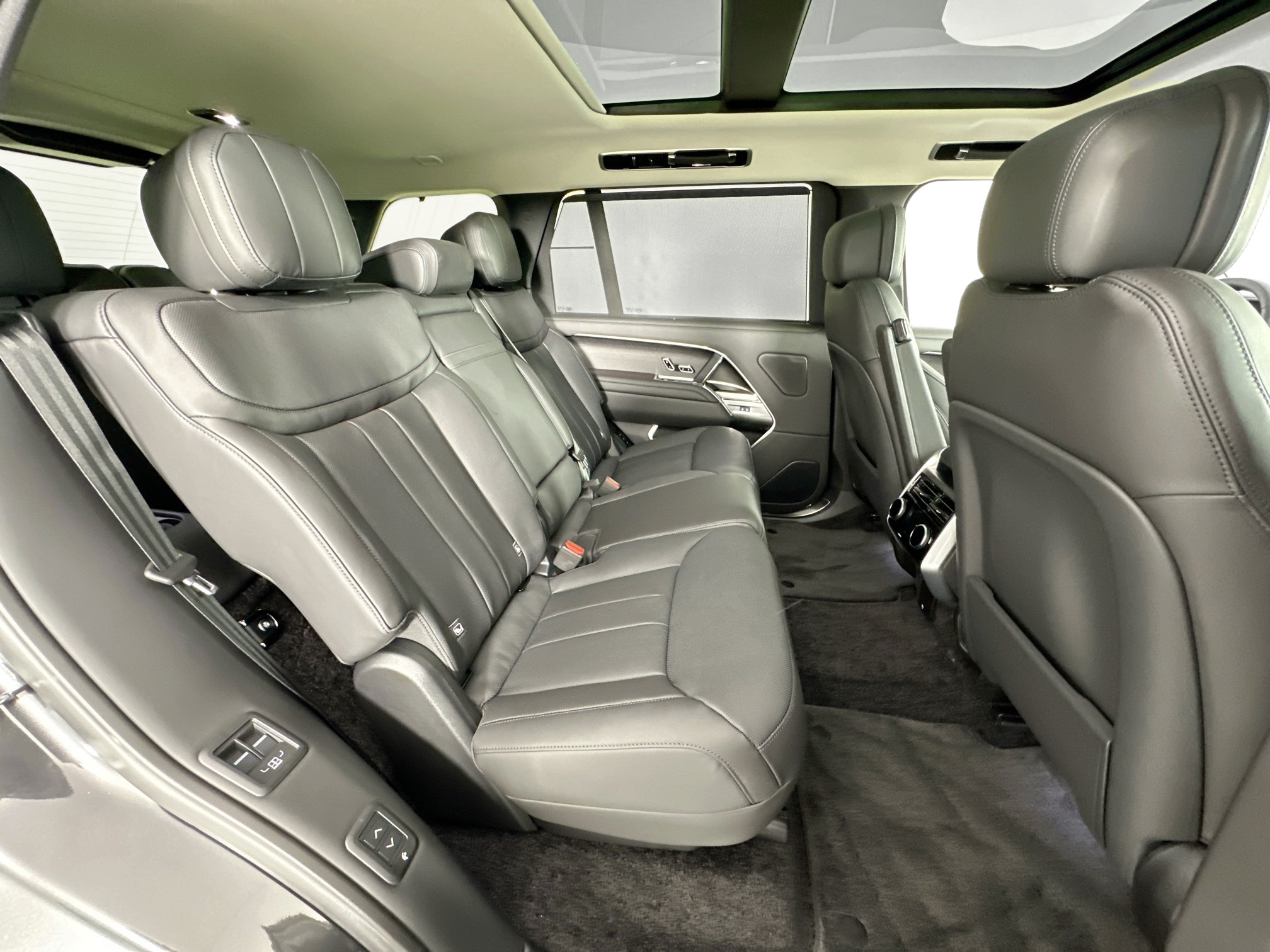 new 2025 Land Rover Range Rover car, priced at $136,330