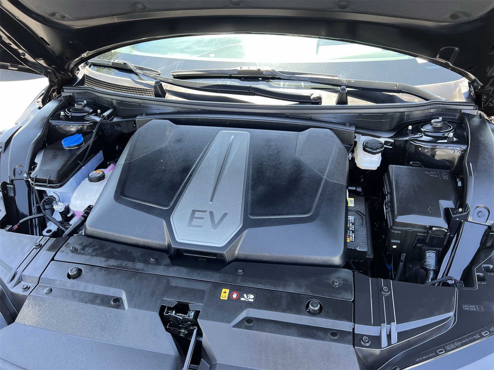 used 2023 Kia EV6 car, priced at $29,991