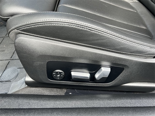 used 2024 BMW 4-Series car, priced at $41,140