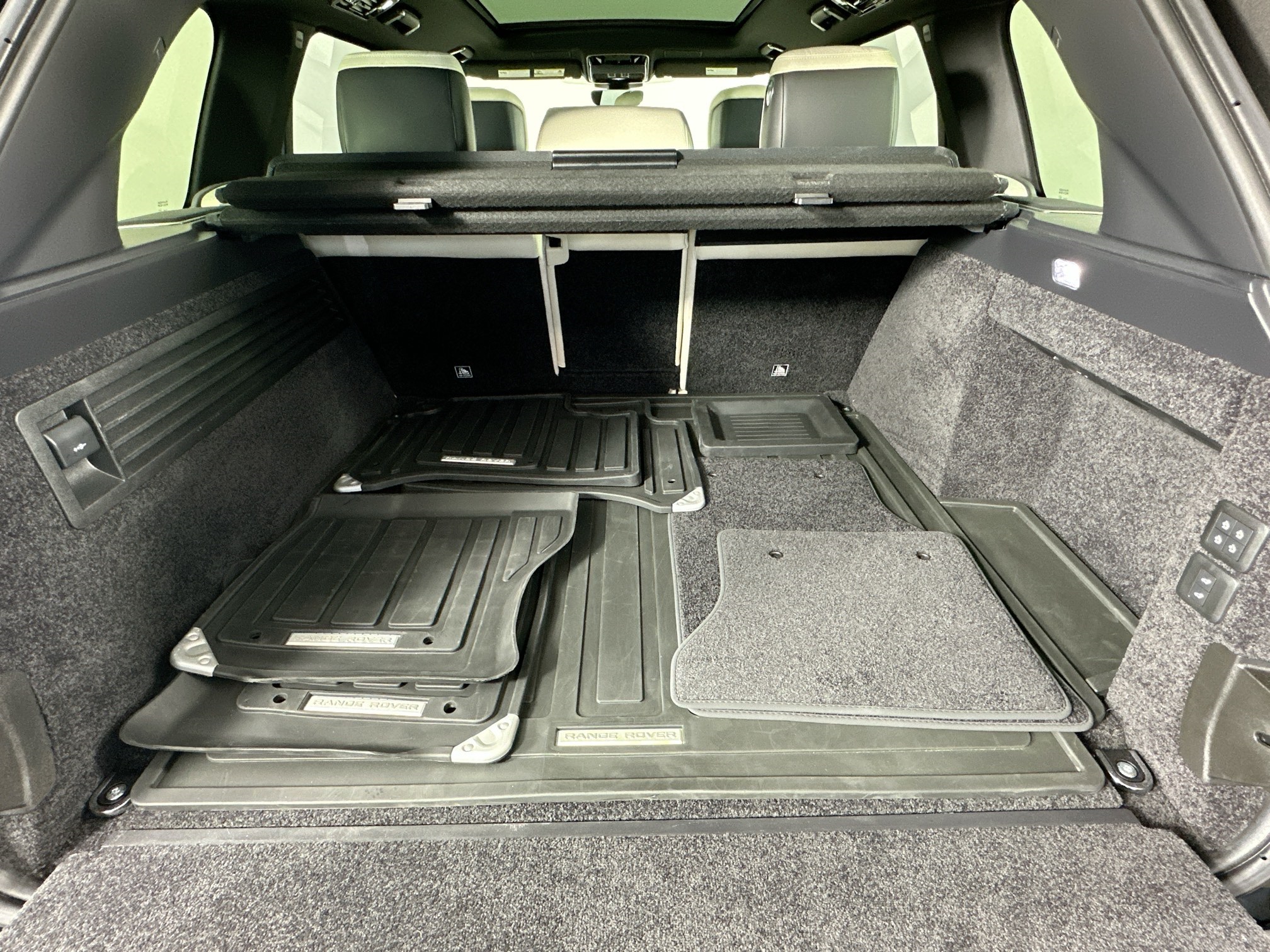 used 2021 Land Rover Range Rover car, priced at $57,995