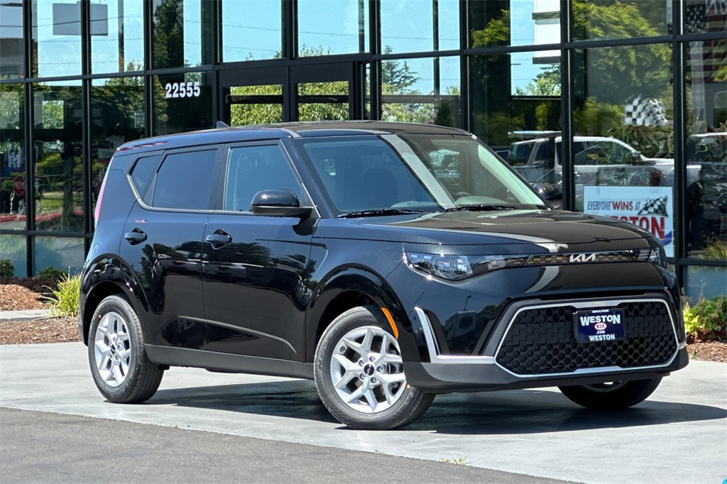 new 2025 Kia Soul car, priced at $24,905