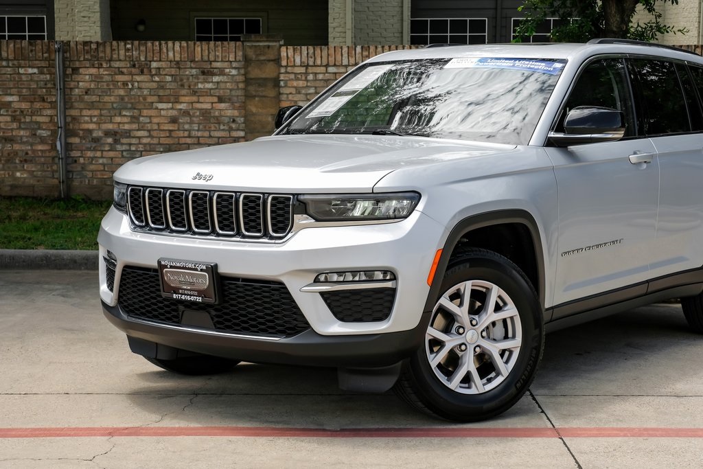 used 2022 Jeep Grand Cherokee car, priced at $31,497