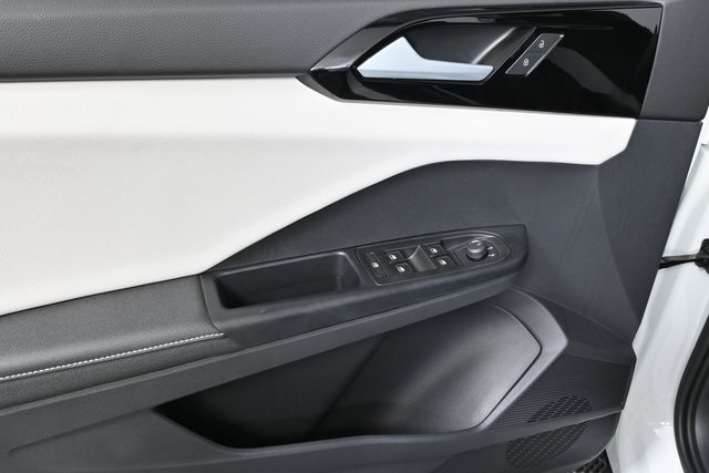 new 2025 Volkswagen Taos car, priced at $28,001
