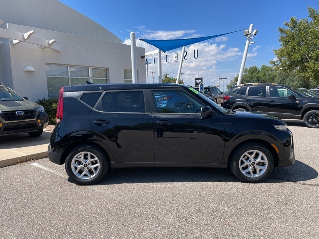 used 2022 Kia Soul car, priced at $17,333