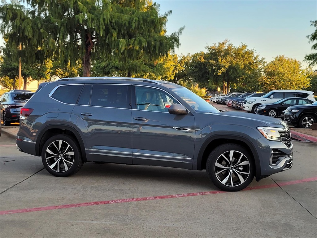 new 2026 Volkswagen Atlas car, priced at $57,286