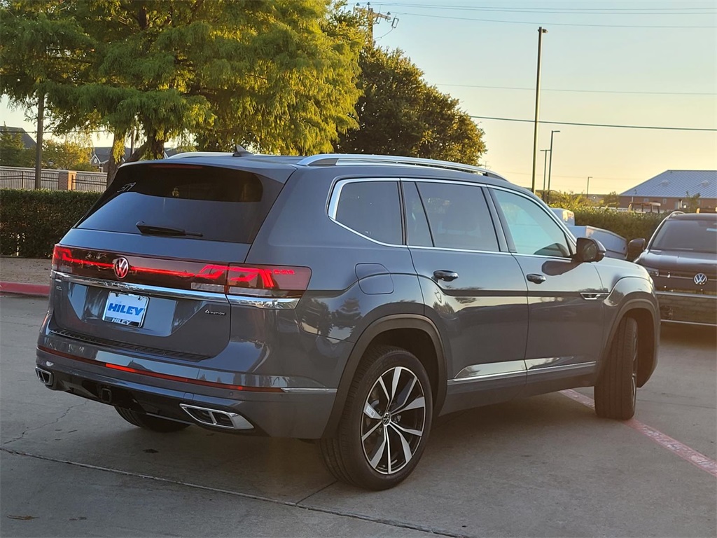 new 2026 Volkswagen Atlas car, priced at $57,286