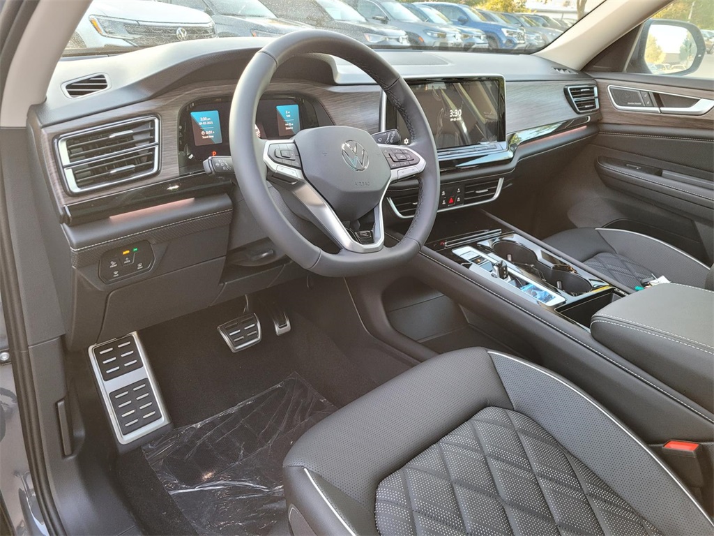 new 2026 Volkswagen Atlas car, priced at $57,286
