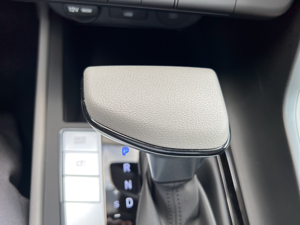 used 2025 Hyundai Elantra car, priced at $20,900
