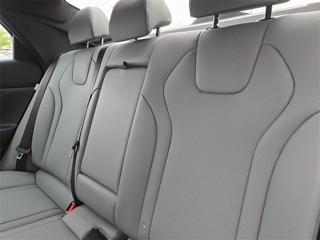 new 2025 Hyundai Elantra Hybrid car, priced at $27,685