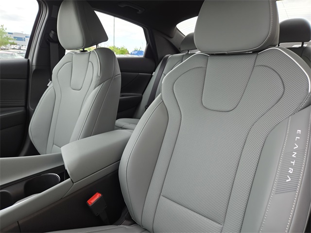 new 2025 Hyundai Elantra Hybrid car, priced at $27,685