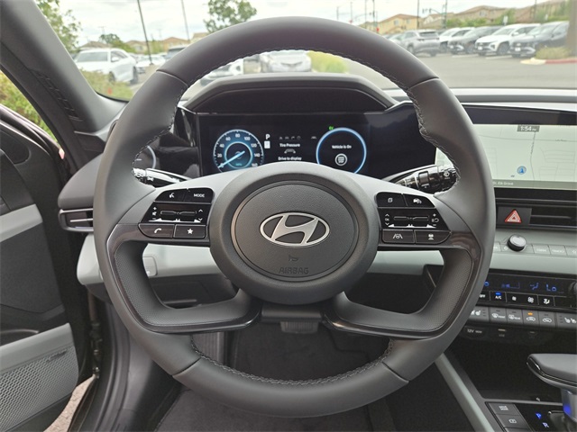 new 2025 Hyundai Elantra Hybrid car, priced at $27,685