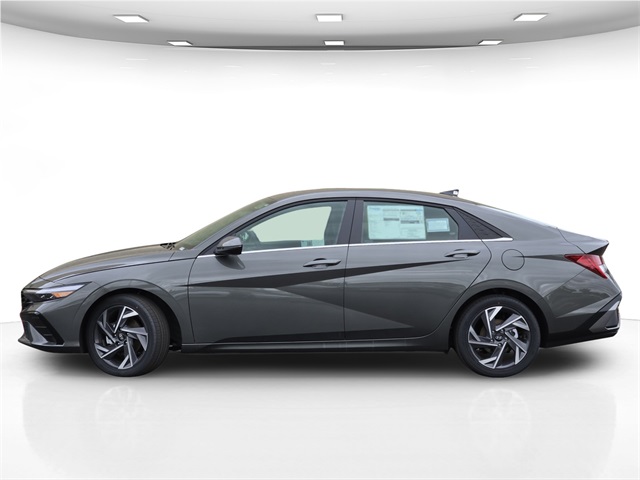 new 2025 Hyundai Elantra Hybrid car, priced at $27,685