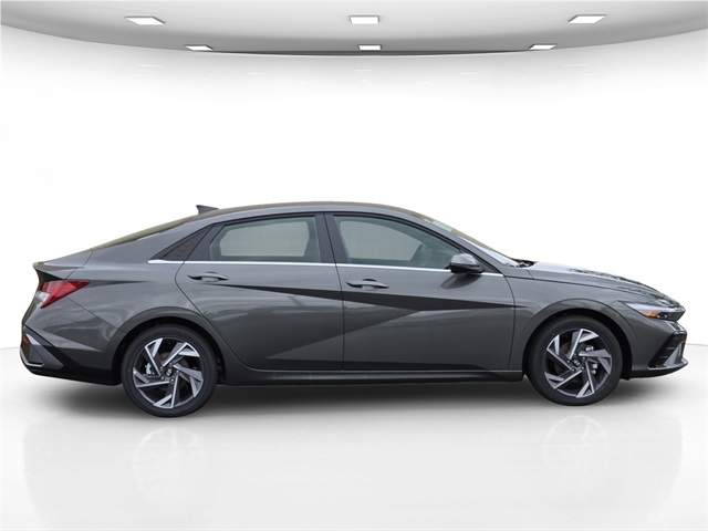 new 2025 Hyundai Elantra Hybrid car, priced at $27,685