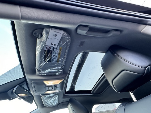 new 2025 Toyota RAV4 car