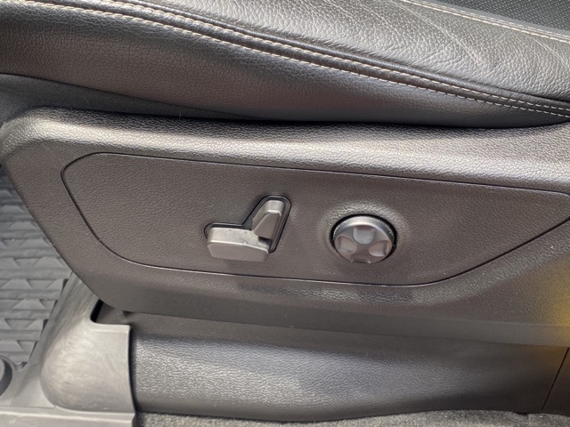 used 2021 Ram 1500 car, priced at $42,774