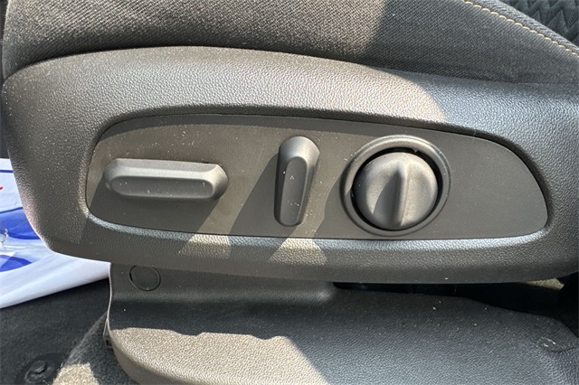 used 2022 Chevrolet Equinox car, priced at $22,475