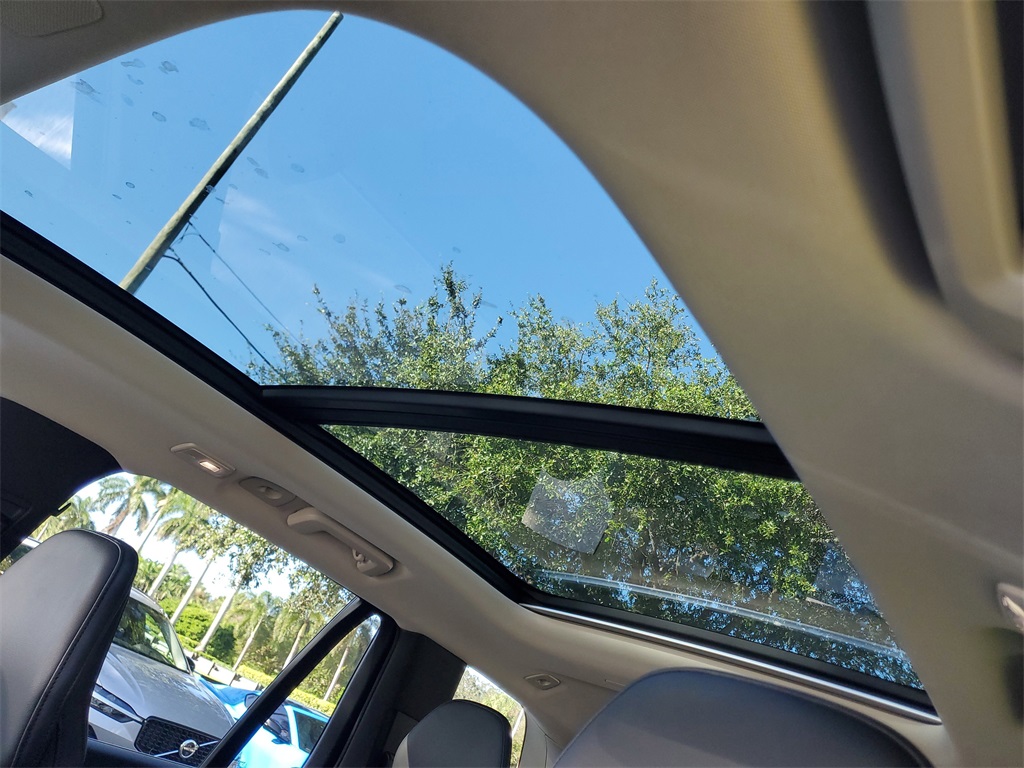 used 2023 Volvo XC90 car, priced at $34,995