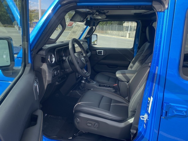 new 2025 Jeep Gladiator car, priced at $40,078