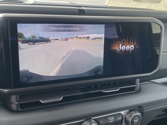 new 2025 Jeep Gladiator car, priced at $40,078