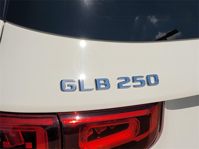 used 2021 Mercedes-Benz GLB car, priced at $30,193