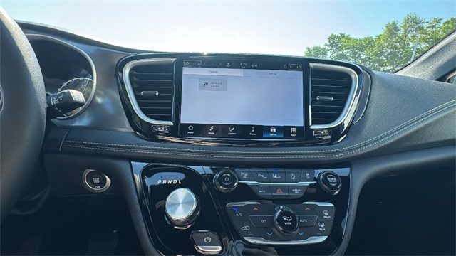 new 2025 Chrysler Pacifica car, priced at $47,169