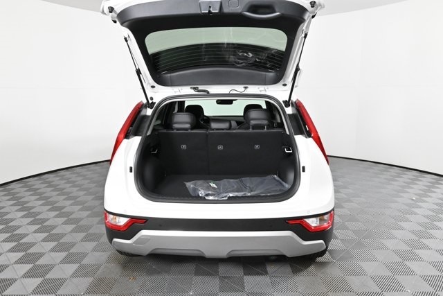new 2025 Kia Niro car, priced at $30,562