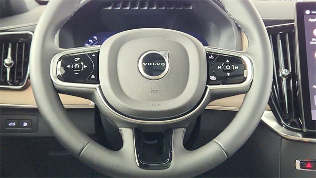 new 2026 Volvo XC90 Plug-In Hybrid car, priced at $94,085