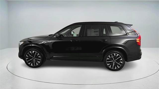 new 2026 Volvo XC90 Plug-In Hybrid car, priced at $94,085