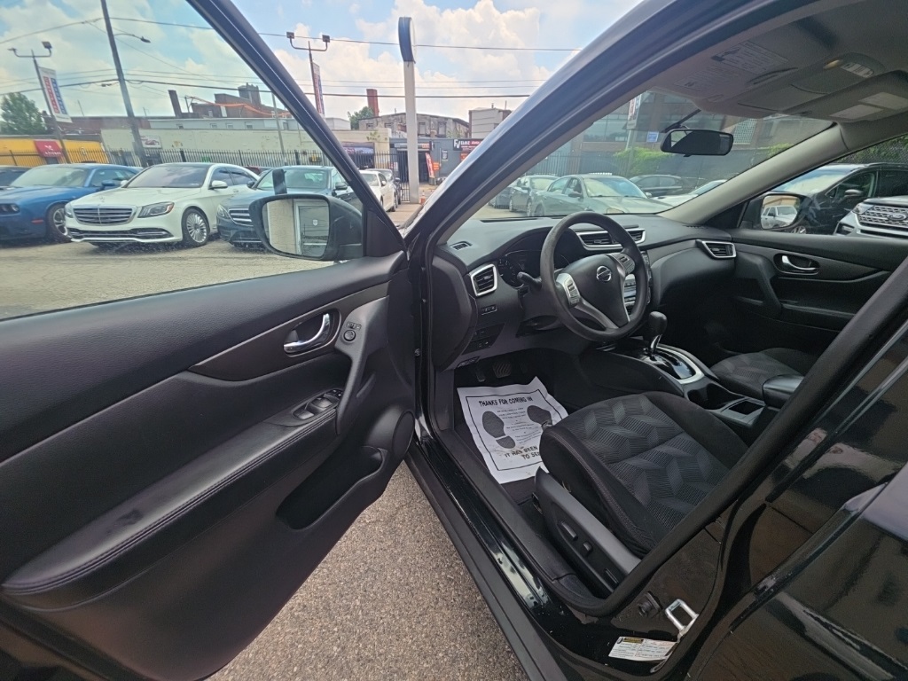 used 2014 Nissan Rogue car, priced at $7,895