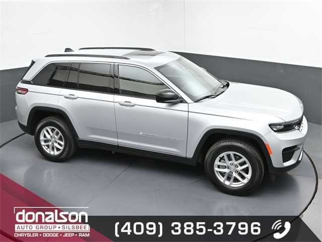 new 2025 Jeep Grand Cherokee car, priced at $42,170